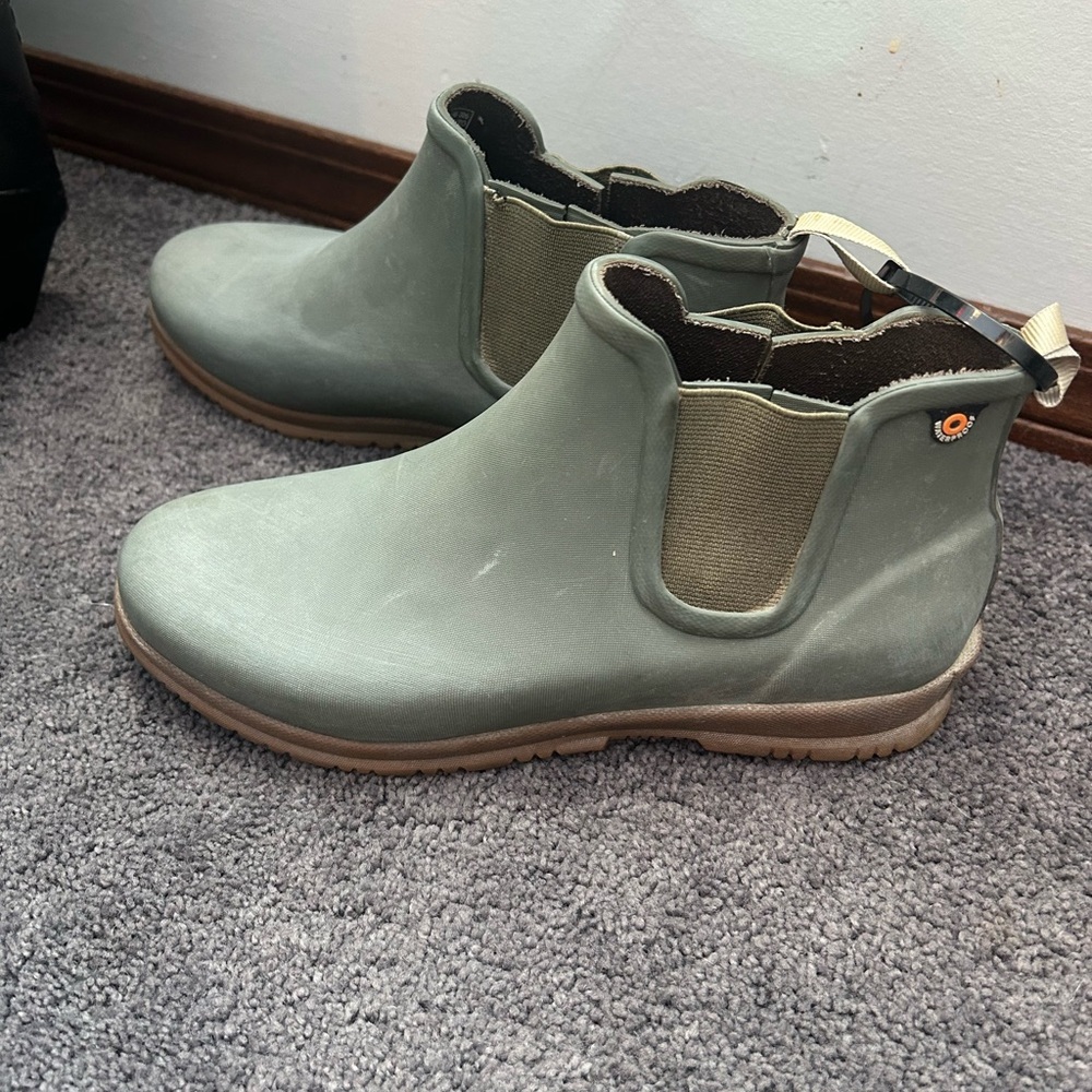 Bogs- Sweetpea II Chelsea Boots
